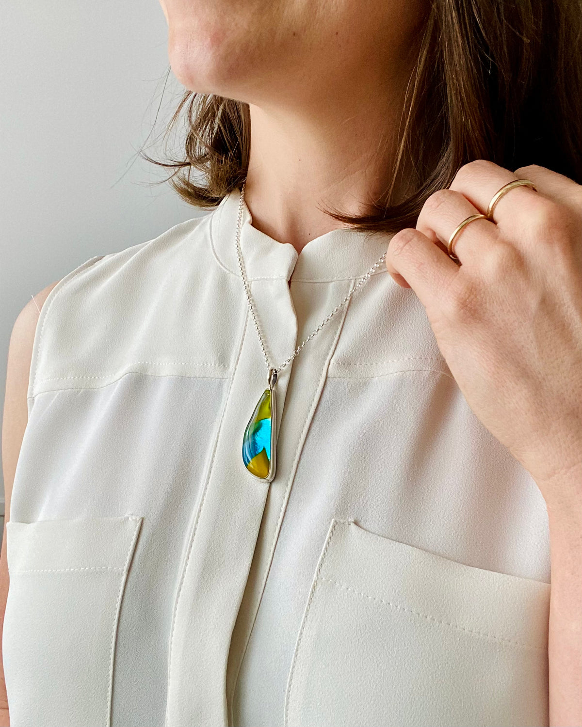 Caribbean | Yellow-blue glass pendant