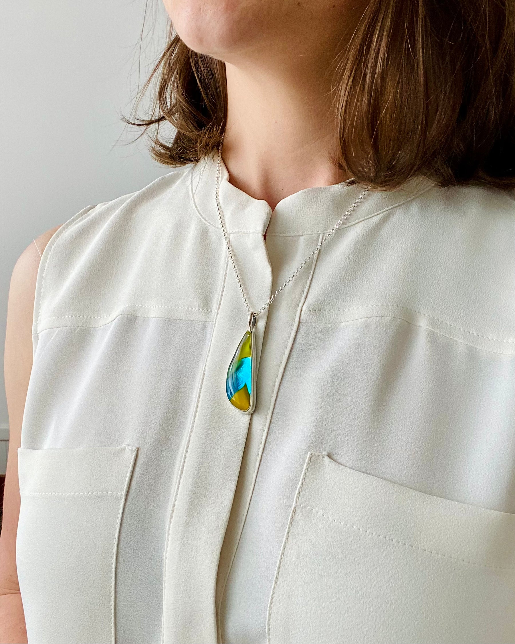 Caribbean | Yellow-blue glass pendant