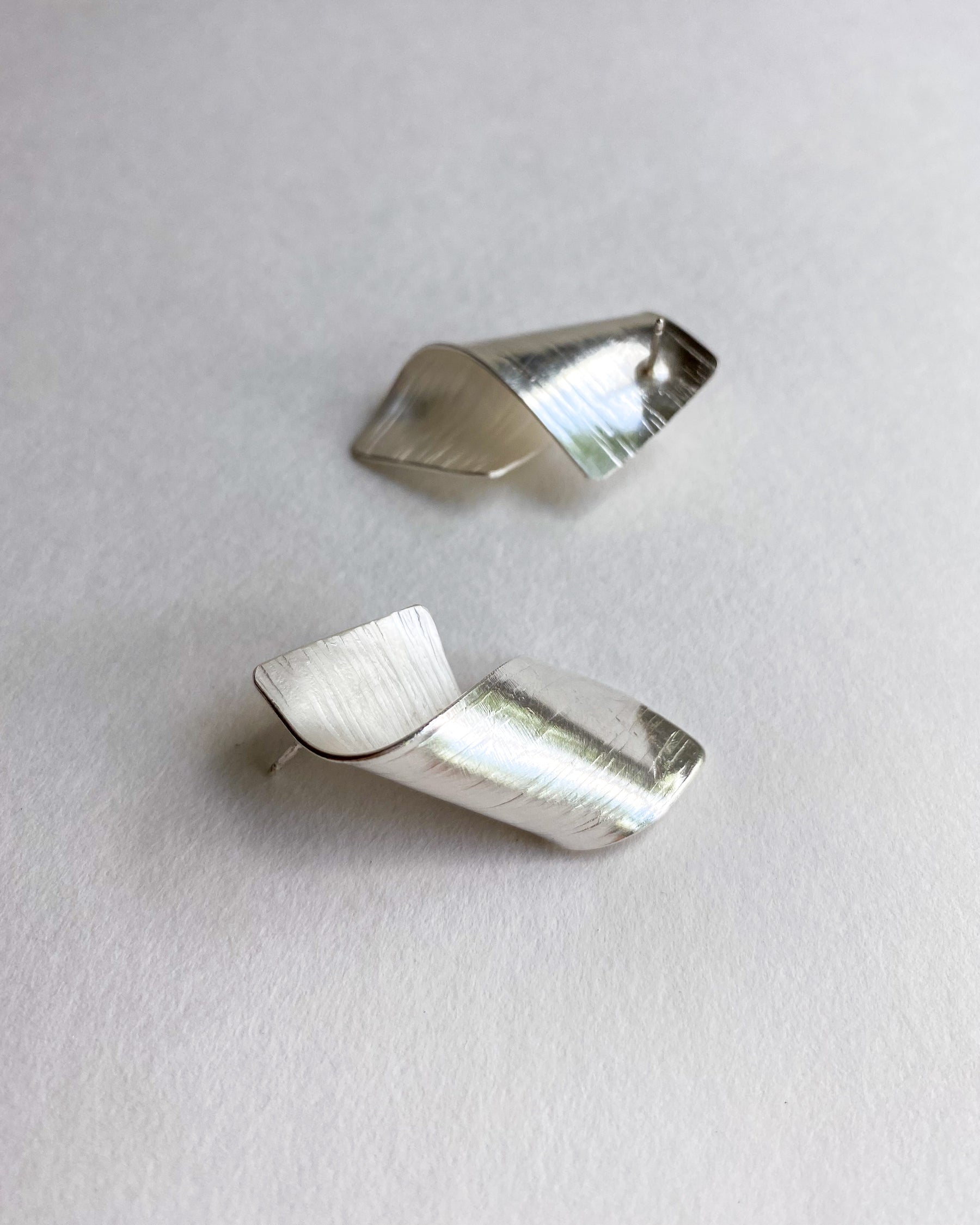 Wave Silver Earrings (Lines)
