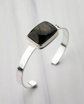 Aurora | Labradorite Hammered Silver cuff (rectangle)