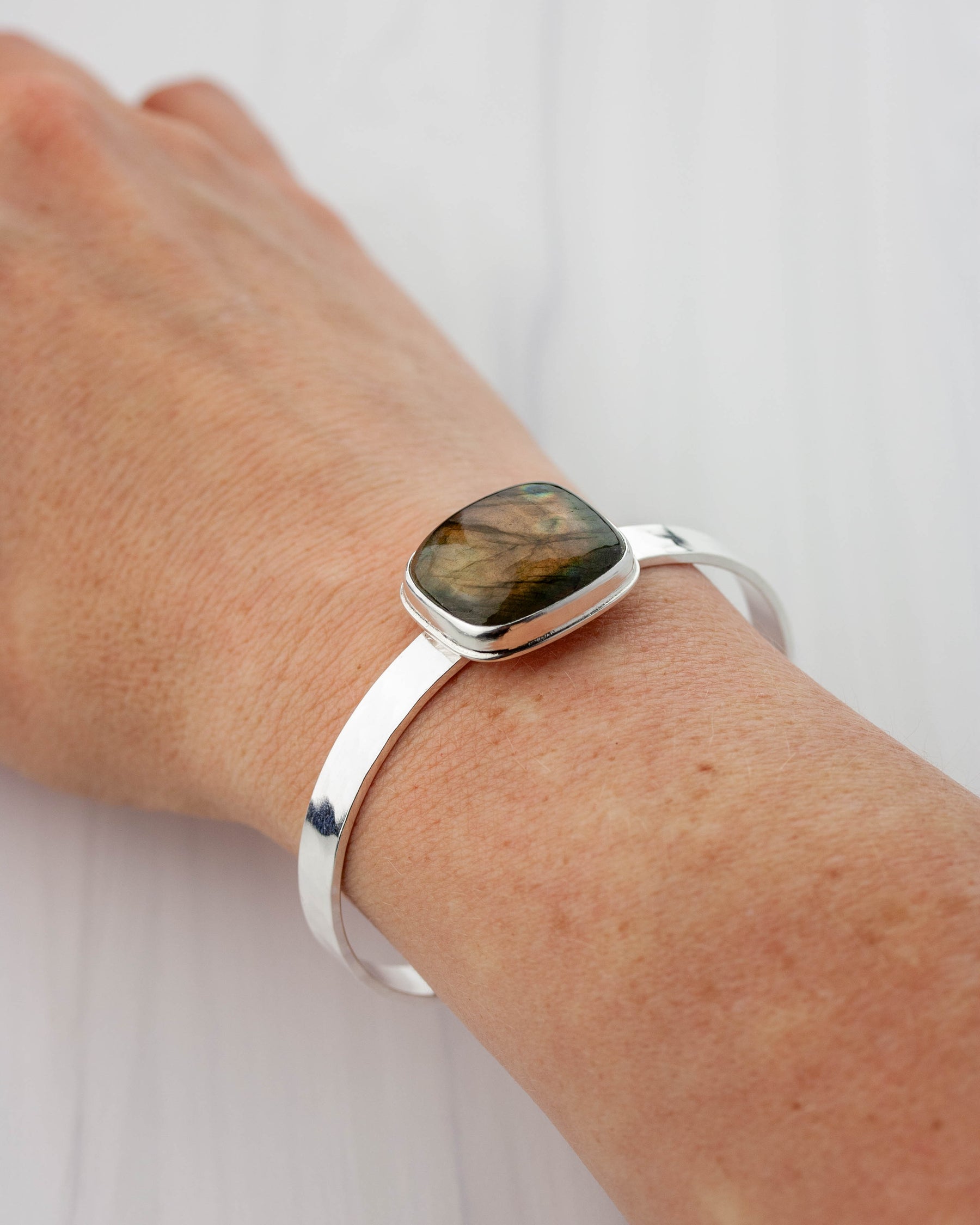 Borealis | Labradorite Hammered Silver cuff (square)