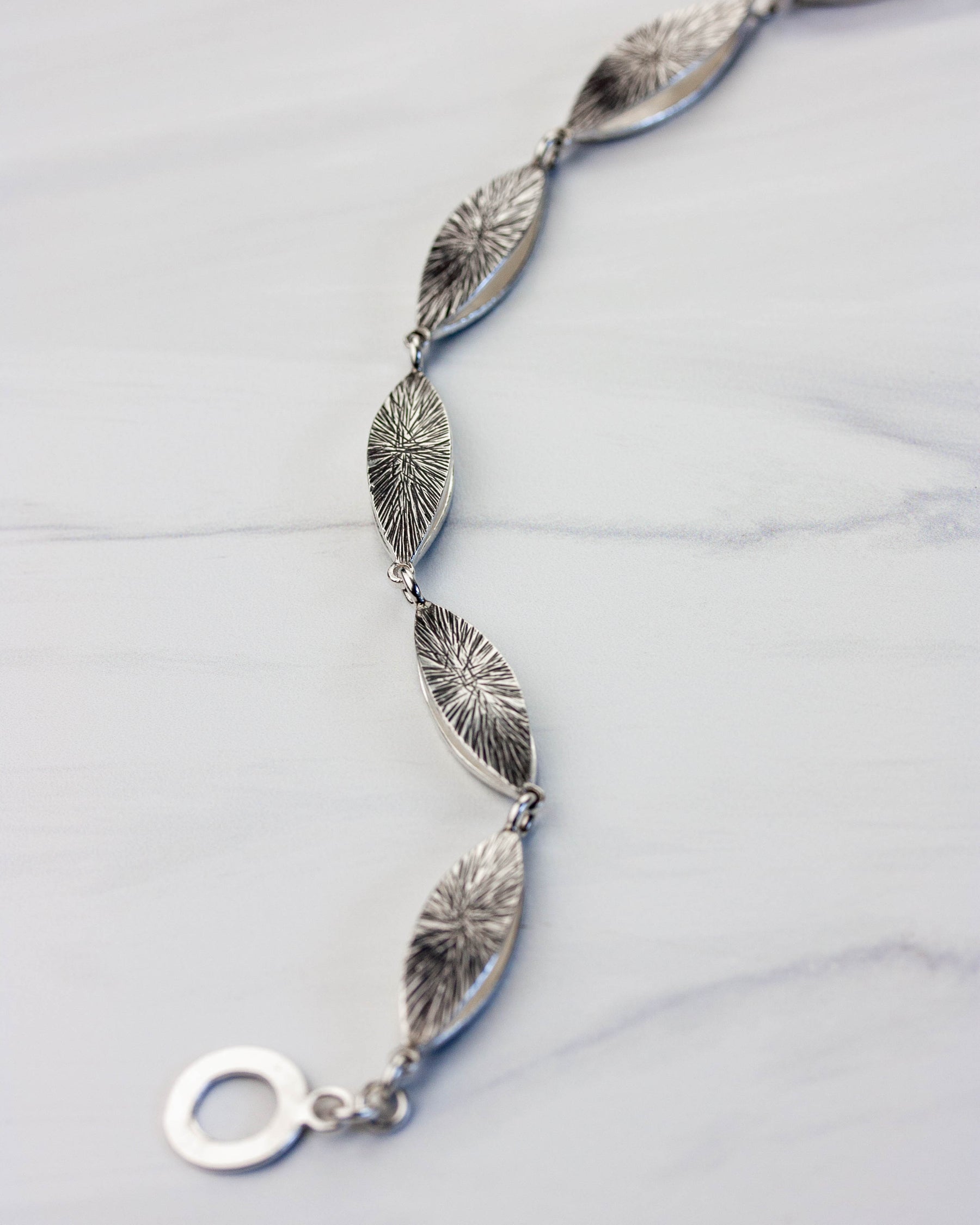 Luminosa Linked Bracelet