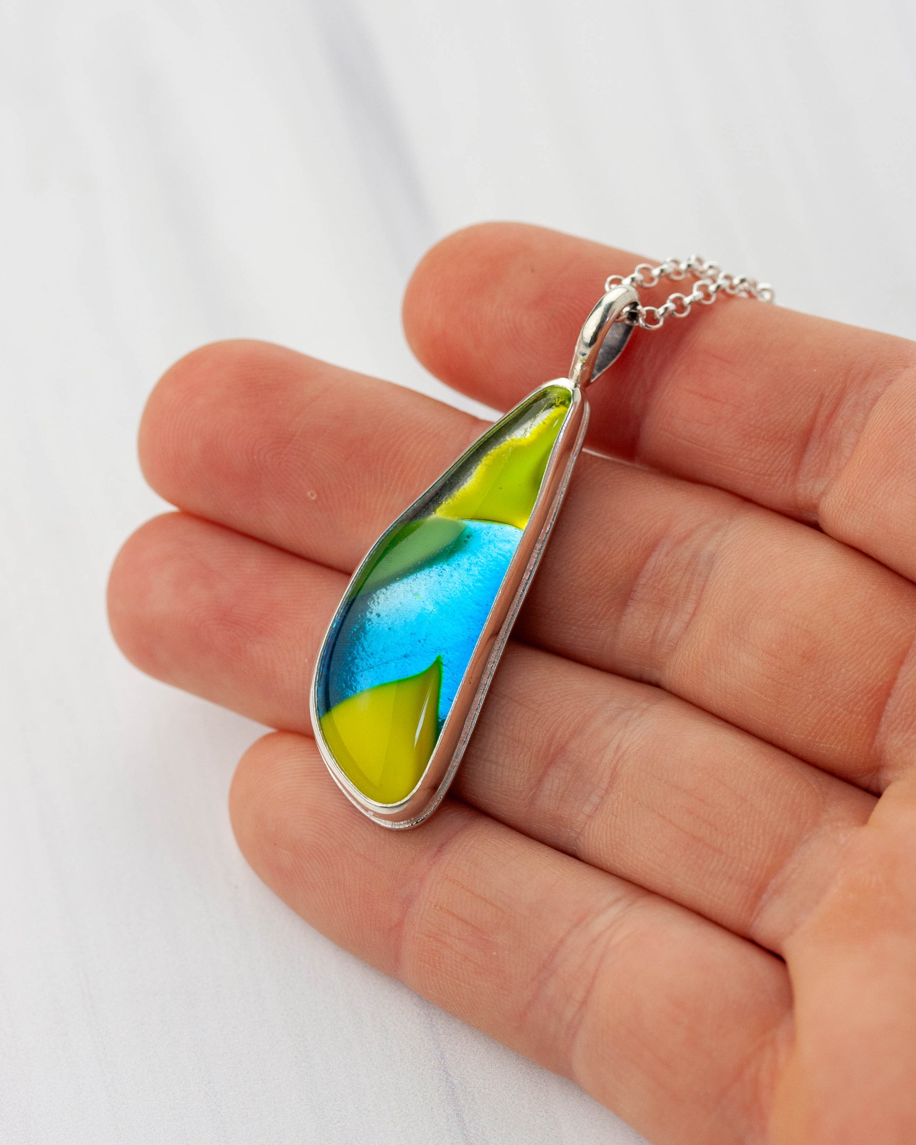 Caribbean | Yellow-blue glass pendant