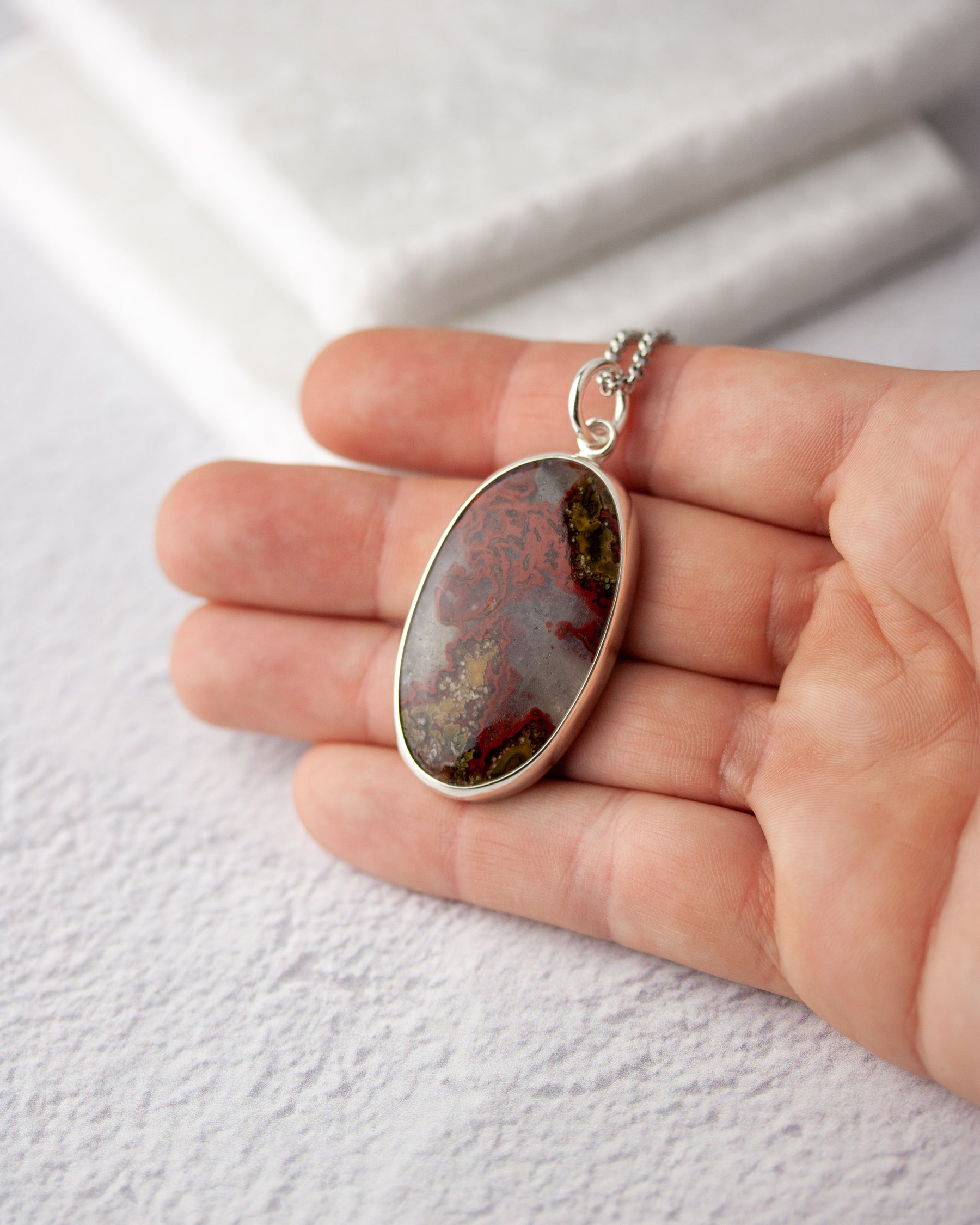 Marais Pendant