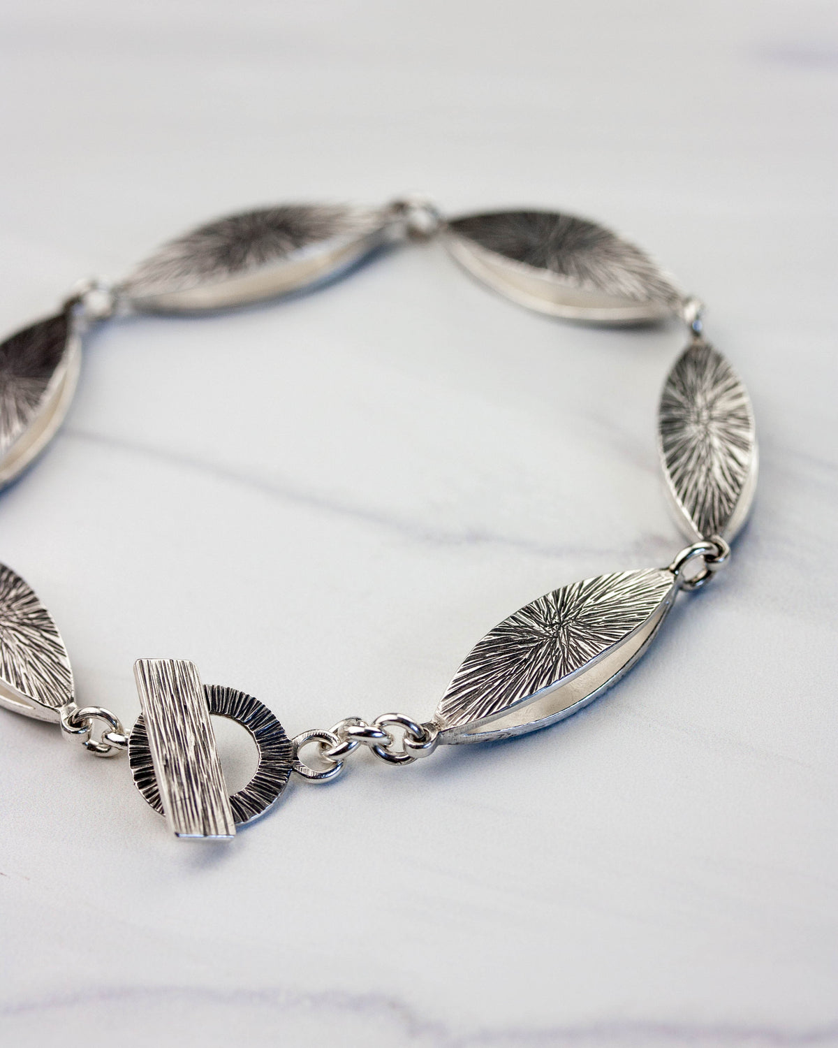 Luminosa Linked Bracelet