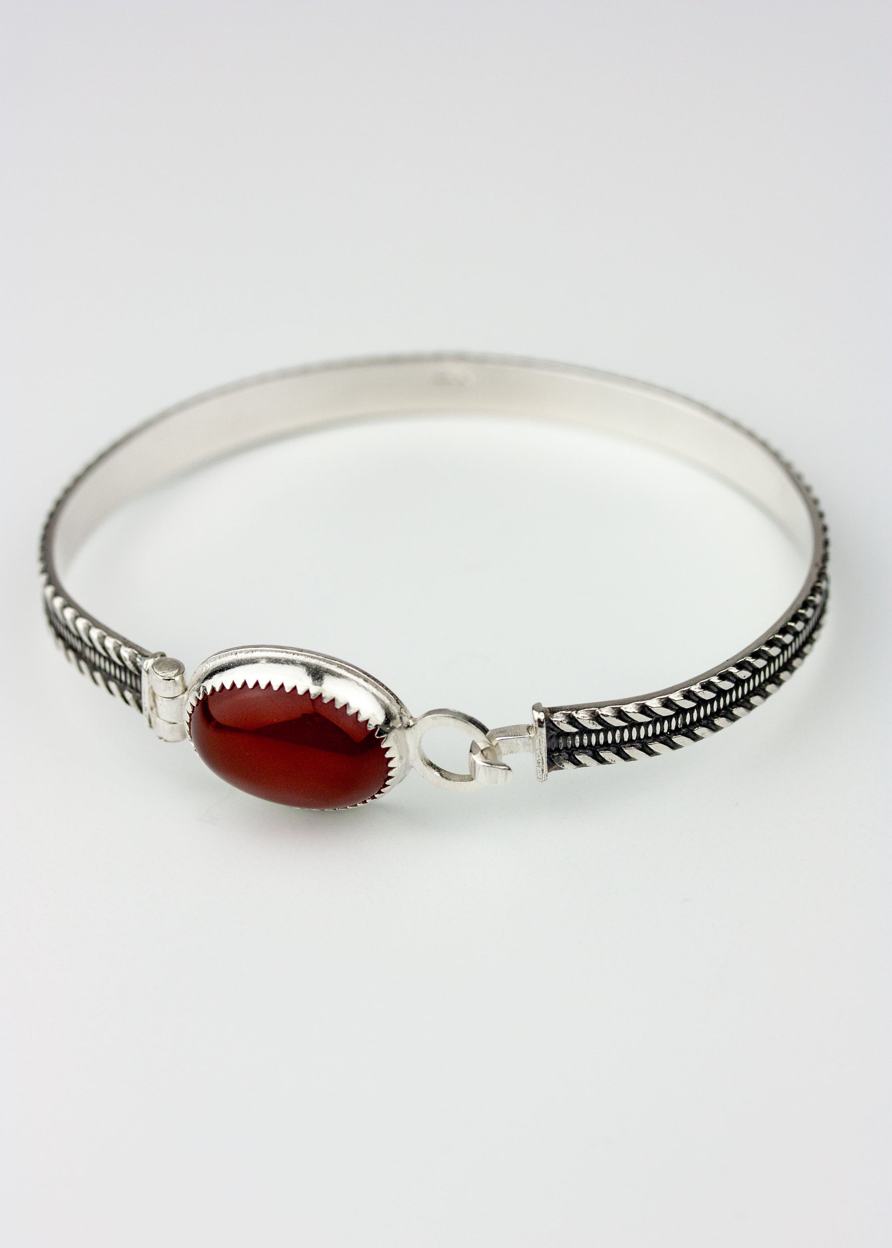 Orka | Carnelian Tension Bracelet